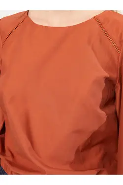 بلوز زنانه آستین بلند پاپلین یقه خدمه - یاری شاپ