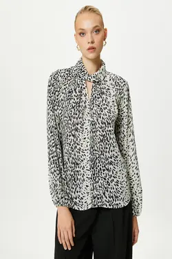 بلوز زنانه طرح مشکی - یاری شاپ