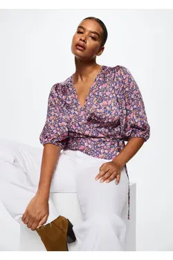 بلوز طرح دار گل - یاری شاپ