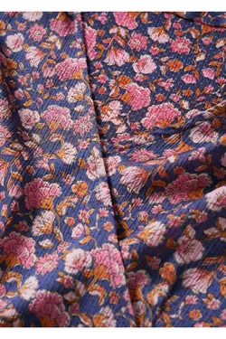 بلوز طرح دار گل - یاری شاپ