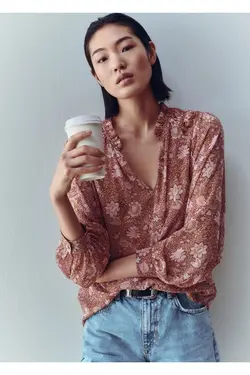 بلوز طرح دار گل - یاری شاپ