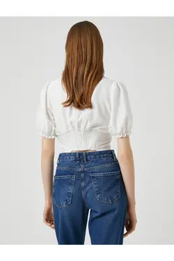 بلوز کراپ توری یقه V با جزئیات - یاری شاپ