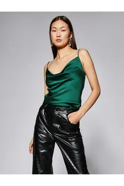 بلوز لباس شب ساتن یقه بدون بند - یاری شاپ