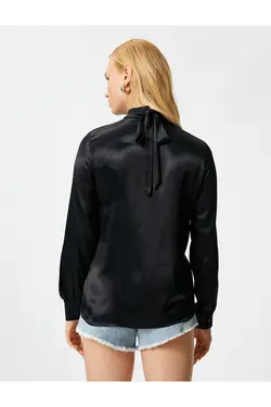 بلوز یقه بلند با جزئیات کراوات پشت - یاری شاپ