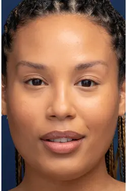 پوشش طبیعی و مات – فونداسیون Double Wear Stay-in-Place SPF 10 (شن و ماسه ادویه دار 4N2) – 30 میلی لیتر - یاری شاپ