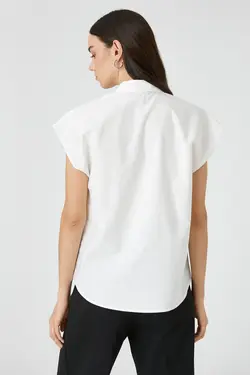 پیراهن آستین کوتاه با جزییات دوخت نخی - یاری شاپ