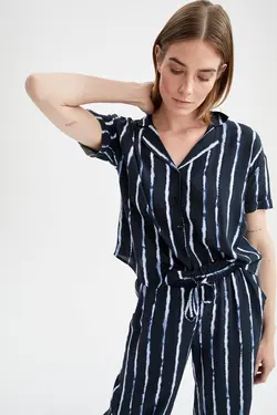 پیراهن آستین کوتاه راه راه Relax Fit - یاری شاپ