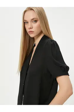 پیراهن آستین کوتاه یقه V دکمه دار - یاری شاپ