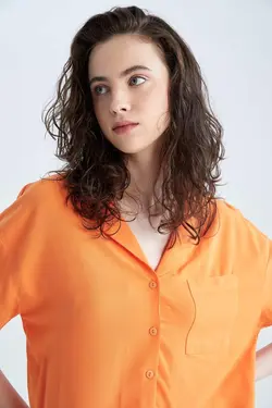 پیراهن آستین کوتاه یقه پیژامه با تناسب ریلکس - یاری شاپ