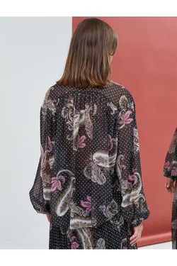 پیراهن ابریشمی، آستین بادکنکی، دکمه‌های طرح‌دار قومی - یاری شاپ