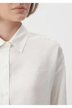 پیراهن سفید لمسی لوکس لوکس فیت 122854-34519 - یاری شاپ