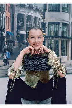 پیراهن طرح مار - یاری شاپ