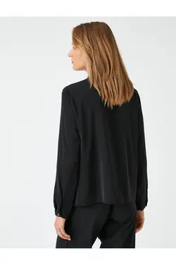 پیراهن یقه ای دقیق با دکمه های مخفی - یاری شاپ