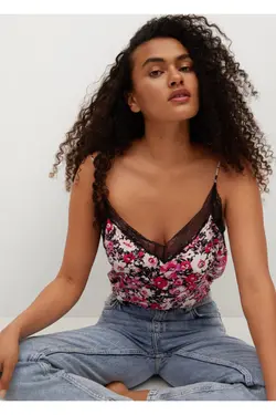 تاپ توری طرح دار مشکی زنانه - یاری شاپ