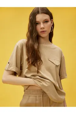 تی شرت جیر با جزئیات جیب - یاری شاپ