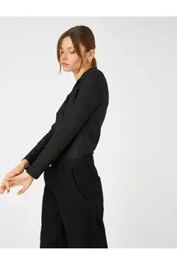 تی شرت شفاف ژاکارد یقه پولو دکمه دار - یاری شاپ