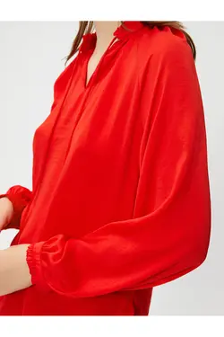 جزئیات کراوات یقه بلند بلوز بوهو - یاری شاپ