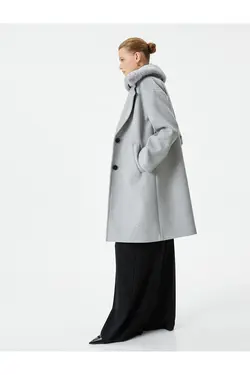 جیب خز مصنوعی قابل جابجایی دکمه دار کت دوخته شده - یاری شاپ