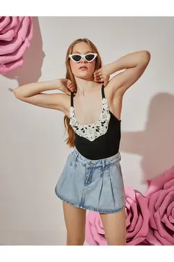 راشل آراز - یاری شاپ