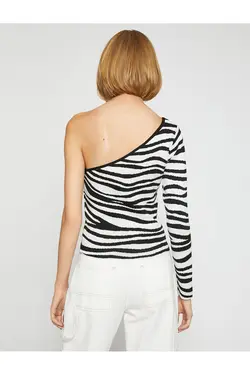 ژاکت بافتنی یک شانه گورخری طرح دار - یاری شاپ