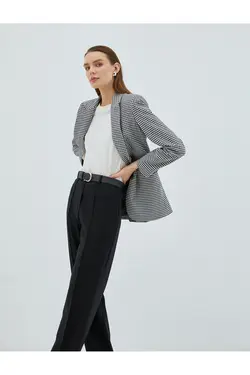 ژاکت بلیزر با دکمه های دوتایی و جزئیات جیب - یاری شاپ