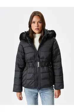 ژاکت پفی کوتاه با کمربند و کلاه قابل جابجایی - یاری شاپ