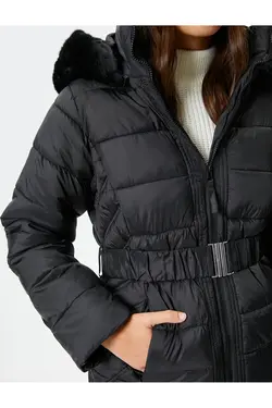 ژاکت پفی کوتاه با کمربند و کلاه قابل جابجایی - یاری شاپ