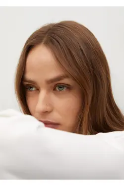 سویشرت کوتاه کشسان سفید زنانه - یاری شاپ