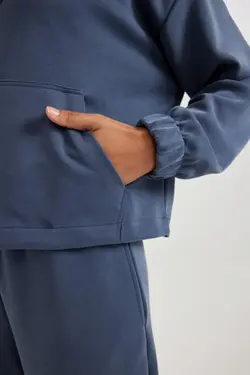 سویشرت ورزشی یقه ای مدال DeFactoFit سایز بزرگ - یاری شاپ