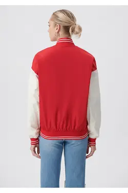 کاپشن قرمز کالج 1110251-84538 - یاری شاپ