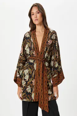 کت زنانه طرح قهوه ای - یاری شاپ