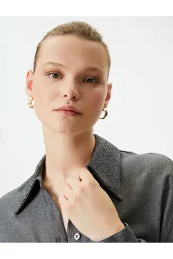 یقه پیراهن آستین بلند با دکمه های منظم متناسب با جزئیات - یاری شاپ