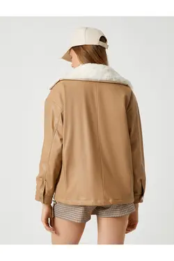 یقه ژاکت چرم با جزئیات جیب خز مصنوعی - یاری شاپ