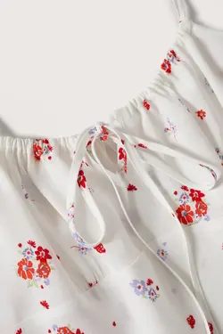 27018634 زن / دختر سفید - یاری شاپ