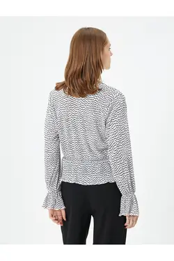 بلوز آستین بلند پلیسه دار یقه V-Raff جزئیات - یاری شاپ