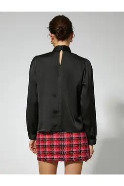 بلوز یقه بلند با جزئیات ارسی - یاری شاپ