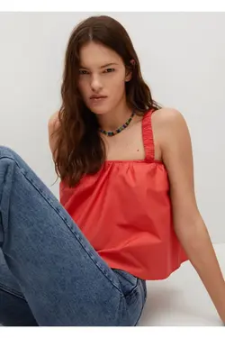 تاپ پنبه ای قرمز توت فرنگی زنانه - یاری شاپ