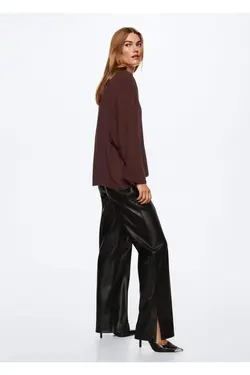 در بلوز یقه - یاری شاپ