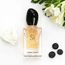 عطر زنانه جورجیو آرمانی سی  Giorgio Armani Si