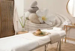 کاغذ دیواری سالن ماساژ طرح سنگ ذن روی ماسه ها