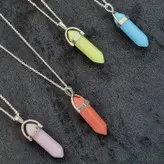 گردنبند منشوری شب تاب کد4