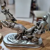 مجسمه اسب کالسکه دار کد2