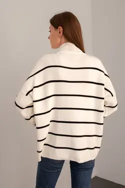 ژاکت بافتنی یقه دار راه راه