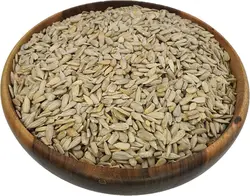 مغز تخمه خام ایرانی