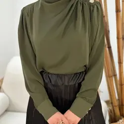 نام : شومیز لاوین جنس : کرپ الیزه @bout.iquedivva @bout.iquedivva