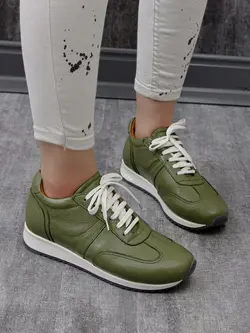 کتونی تمام چرم طبیعی ، زیره ترمو اصلی بسیار سبک و راحت