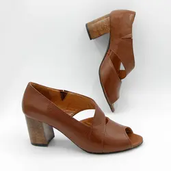 کفش پاشنه دار تمام چرم طبیعی زیره ترک نیولایت ترک کفی طبی و پاشنه راش