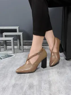 کفش پاشنه دار مجلسی زنانه با کفی بسیار راحت و خوش پا