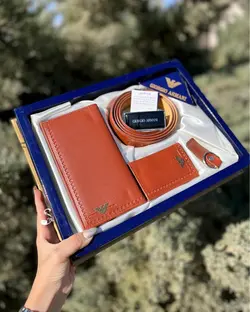 ست هدیه کیف و کمربند مردانه جورجیو آرمانی کد 117 - سپید شاپ