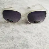 عینک آفتابی زنانه مدل دسته نگین دار UV400